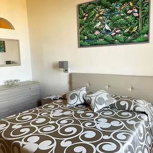 appartamento-mimosa-siena.it-tuscanyhotel.com/